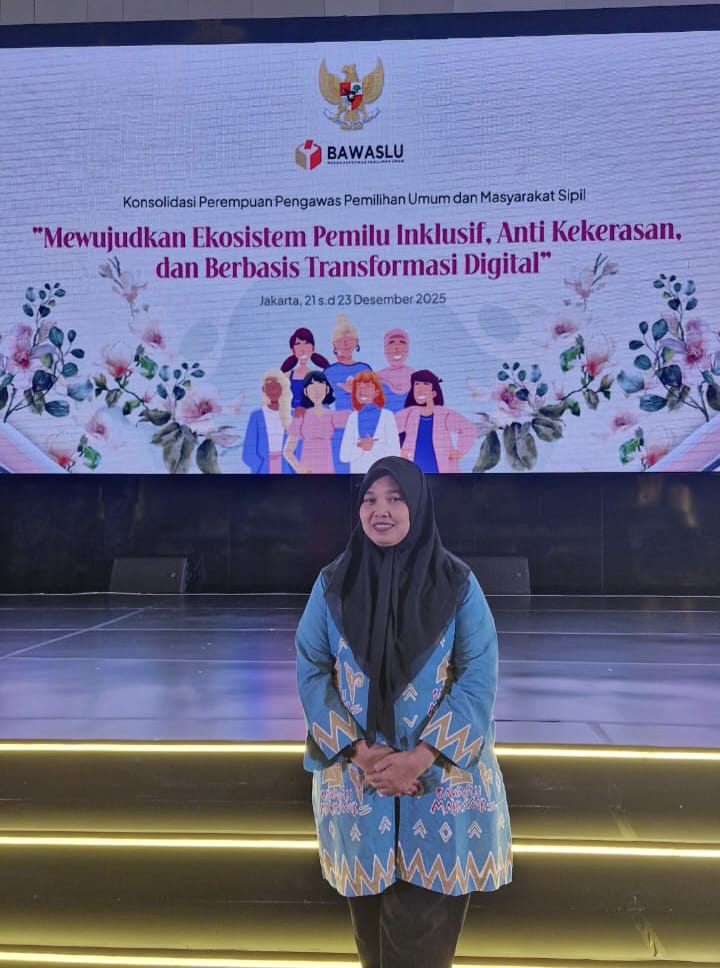 Nurjaya Said perwakilan srikandi Bawaslu Kota Makassar menghadiri Koordinasi Konsolidasi Perempuan Pengawas Pemilihan Umum dan Masyarakat Sipil di Grand Mercure Jakarta Kemayoran pada 21–23 Desember 2025.