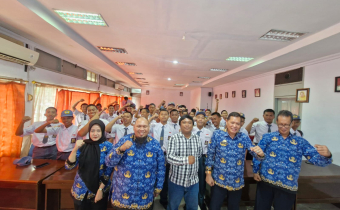 Bawaslu Kota Makassar Sosialisasikan Pemutakhiran Data Pemilih Berkelanjutan di SMK Negeri 10 Makassar